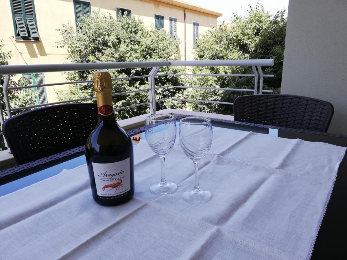 Nuovissimo Appartamento Con Terrazza ألغيرو المظهر الخارجي الصورة