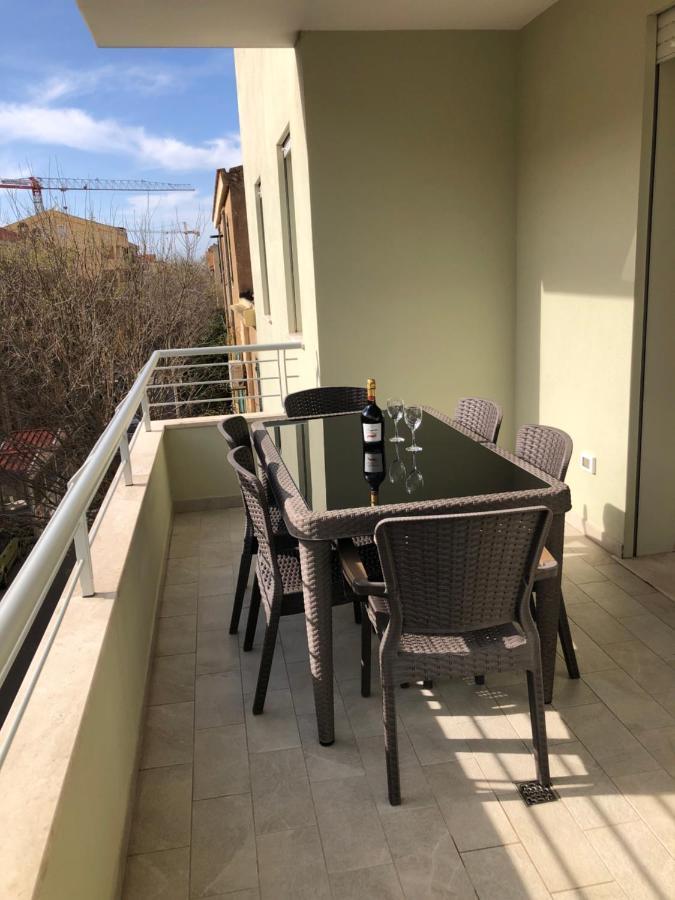 Nuovissimo Appartamento Con Terrazza ألغيرو المظهر الخارجي الصورة